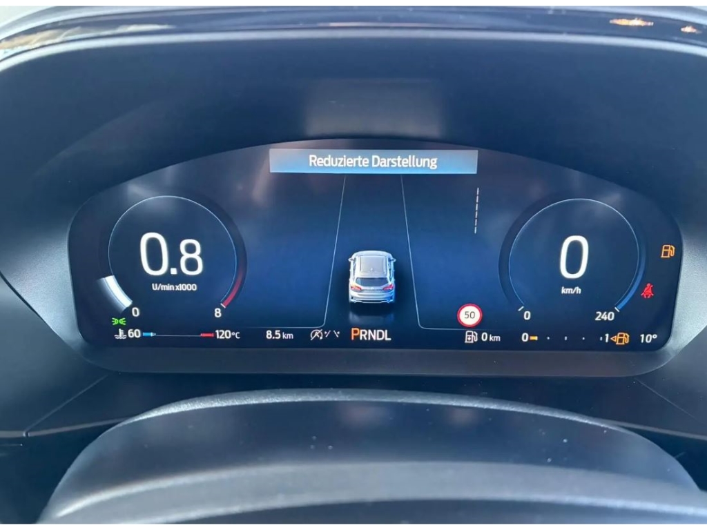 Focus Turnier ST Line X 1.0 AUT / Winterpaket /Kamera / LED + Kurvenlicht / Alu 17''