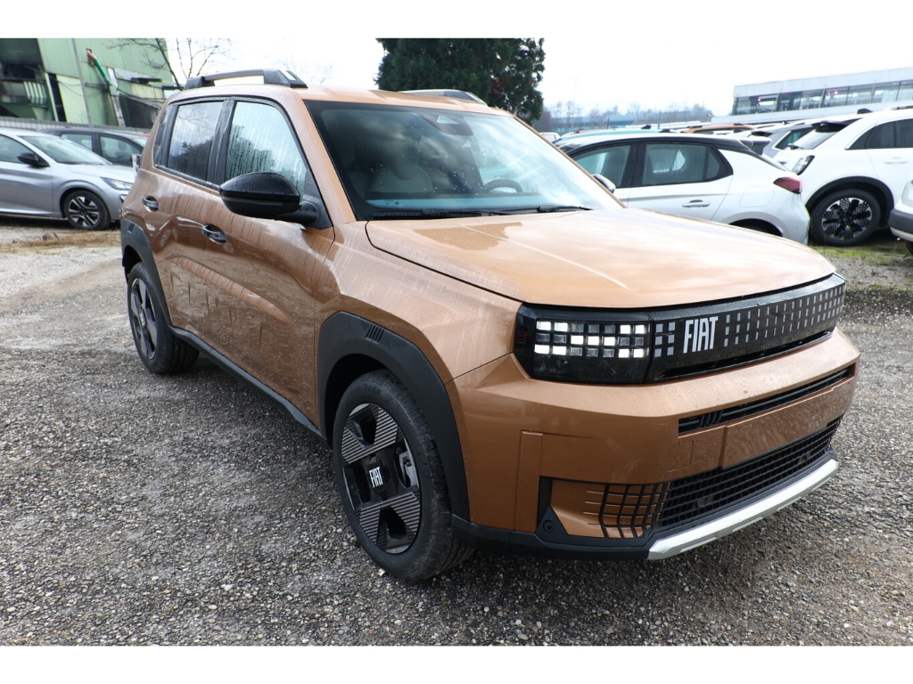 Grande Panda Hybrid La Prima Sitzheizung Navigation Kamera LED