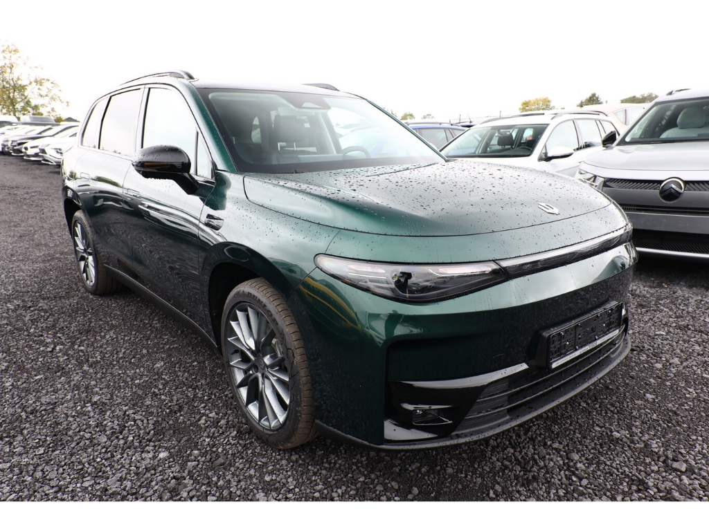 C10 BEV 81,9kWh Allrad Panoramadach Design ProMax 48M Garantie