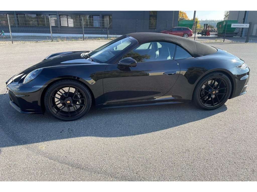 911 992 Carrera 4 GTS Cabriolet Lift BOSE