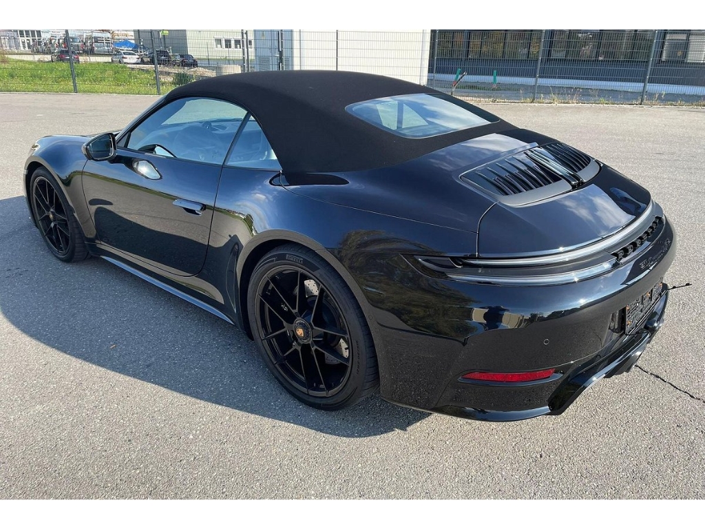 911 992 Carrera 4 GTS Cabriolet Lift BOSE