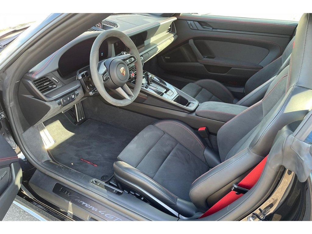 911 992 Carrera 4 GTS Cabriolet Lift BOSE