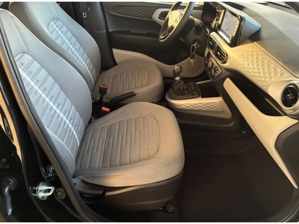 i10 Advance 1.2 GDI / Rückfahrkamera / Sitz + Lenkradheizung / Navi / Alu 15''