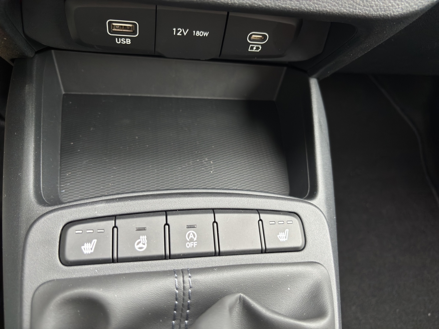 i10 1.2/ Rückfahrkamera / Sitz + Lenkradheizung / Navi /