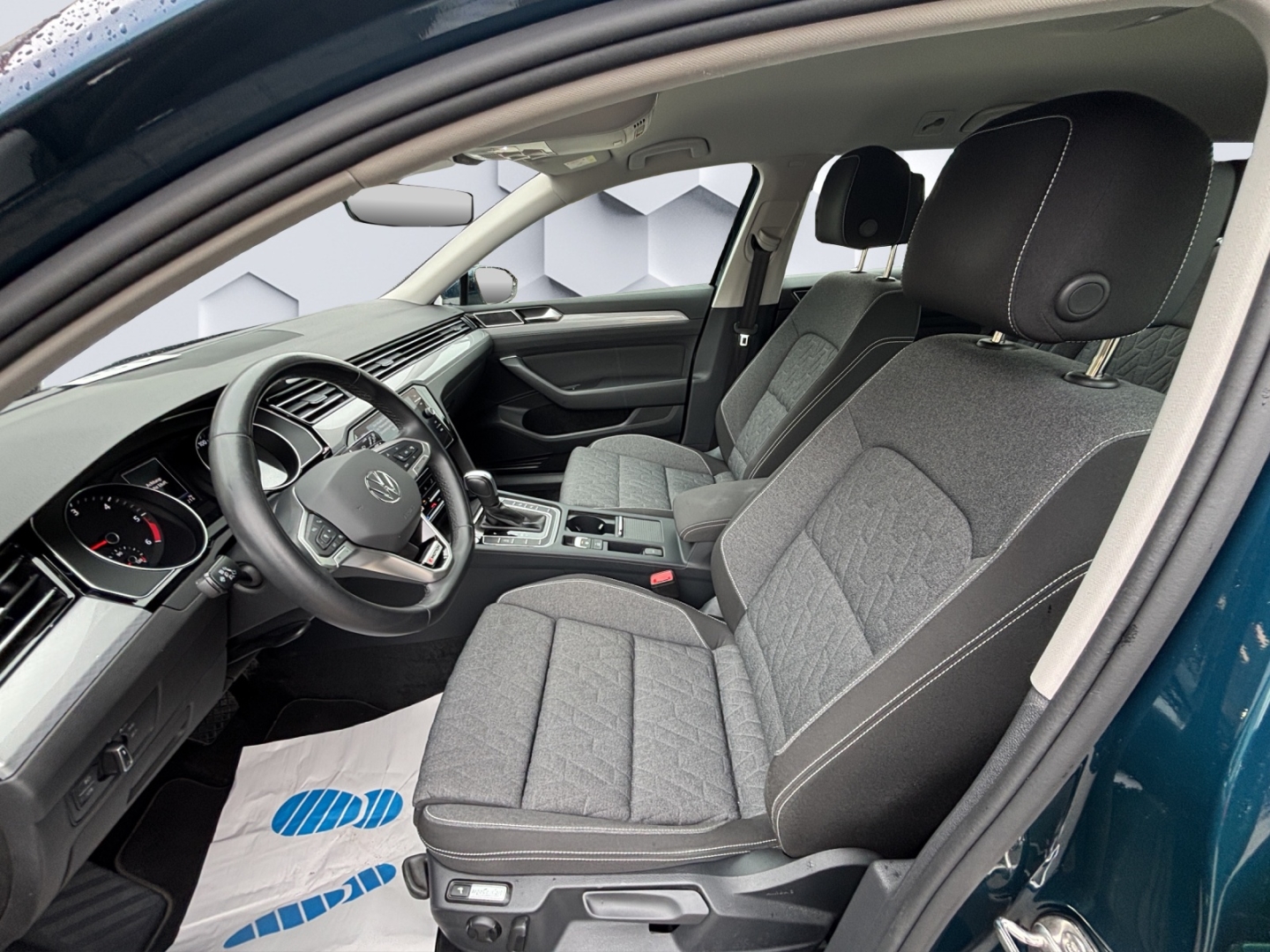 Passat Business 4Motion 2.0TDI 147kW AHZV MatrixLED ACC Rückfahrkamera Standheizung Sitzheizung