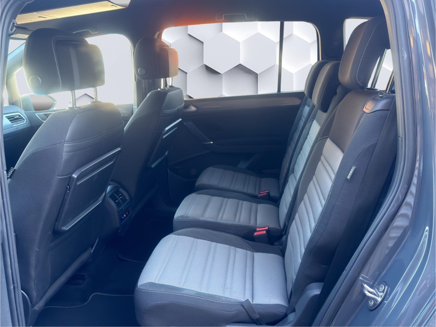 Touran BMT Start-Stopp Highline 1.5TSI AHZV LED PDC ACC Rückfahrkamera Sitzheizung