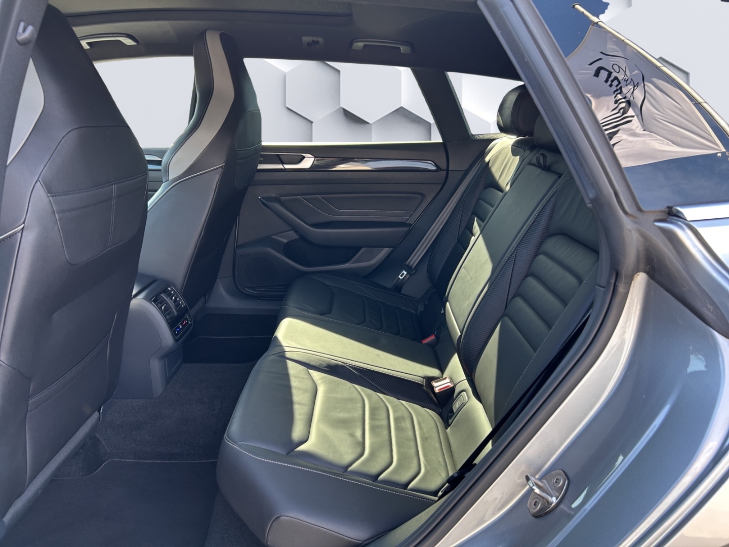 Arteon 2.0 TSI EU6d Shooting Brake R-Line 2.0TSI DSG AHZV HuD ACC 360°Kamera ParkAssist Standheizung Sitzheizung