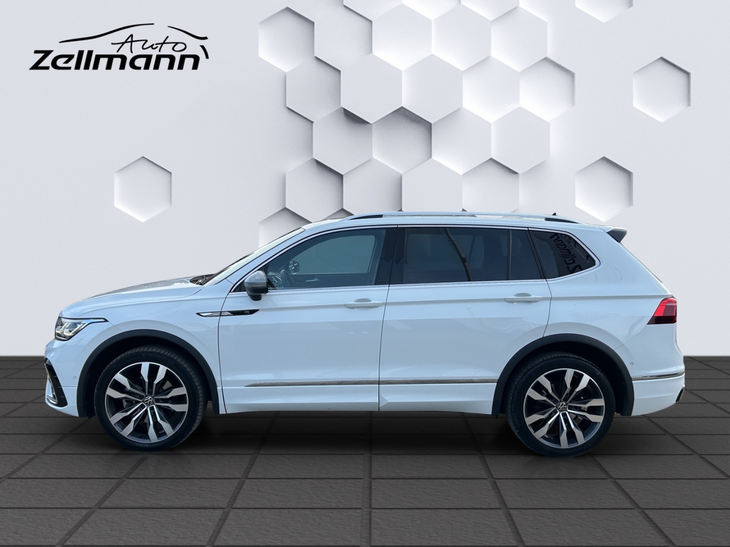 Tiguan Allspace 4Motion R-Line 2.0 TSI DSG AHZV PanoDach HuD ACC Rückfahrkamera TrailerAssist Standheizung Sitzheizun