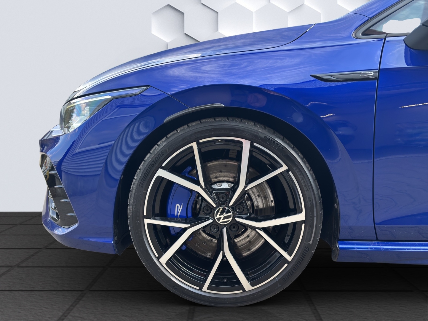 Golf VIII R Performance 4Motion 2.0 TSI DSG OPF LED PDC ACC App-Connect DAB+