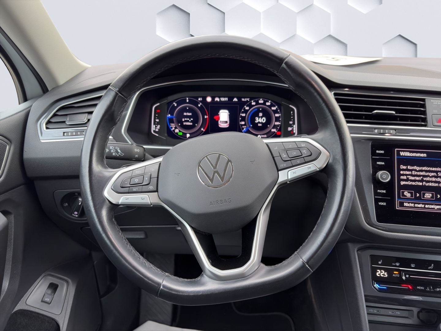 Tiguan Allspace Life 4Motion 2.0TDI SCR 4M 110 kW DSG AHZV LED Harman Kardon HuD