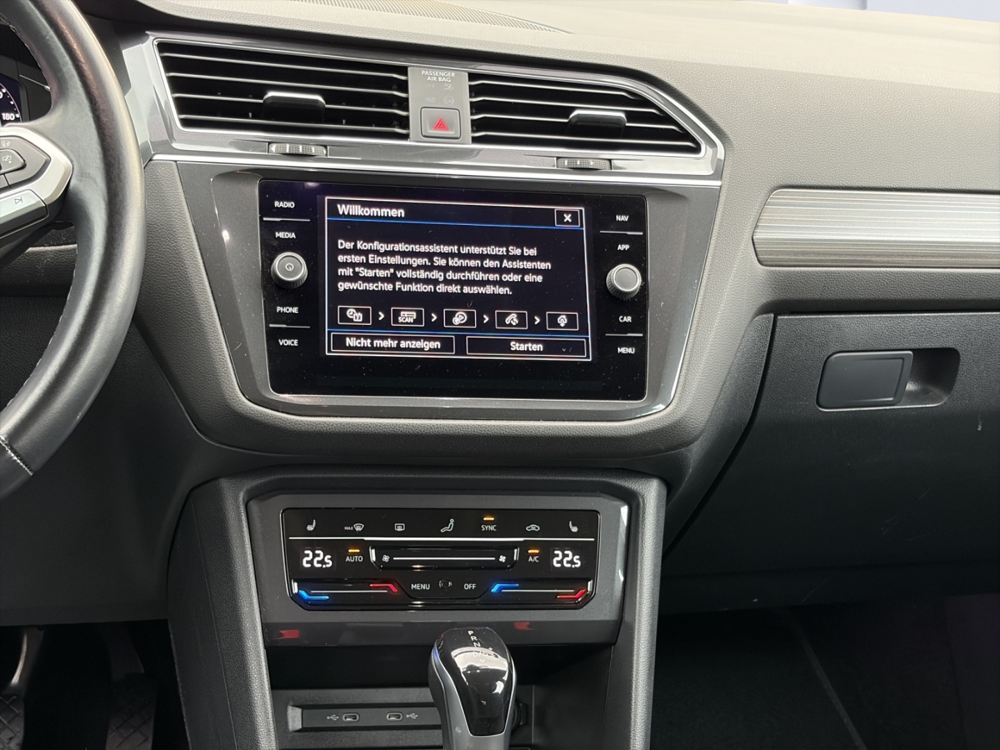 Tiguan Allspace Life 4Motion 2.0TDI SCR 4M 110 kW DSG AHZV LED Harman Kardon HuD