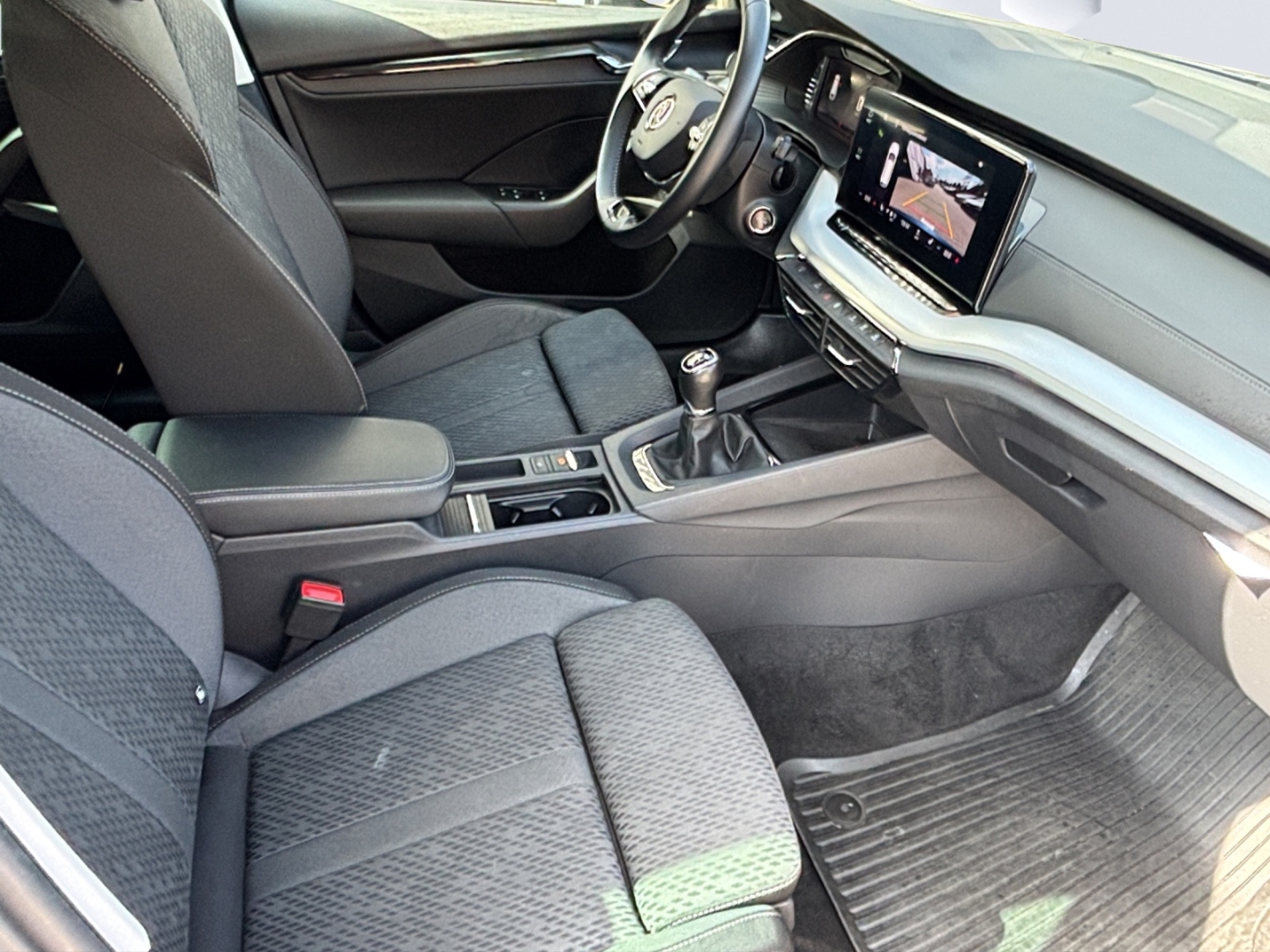 Octavia Combi Ambition 1.5TSI MatrixLED PDC Rückfahrkamera Sitzheizung