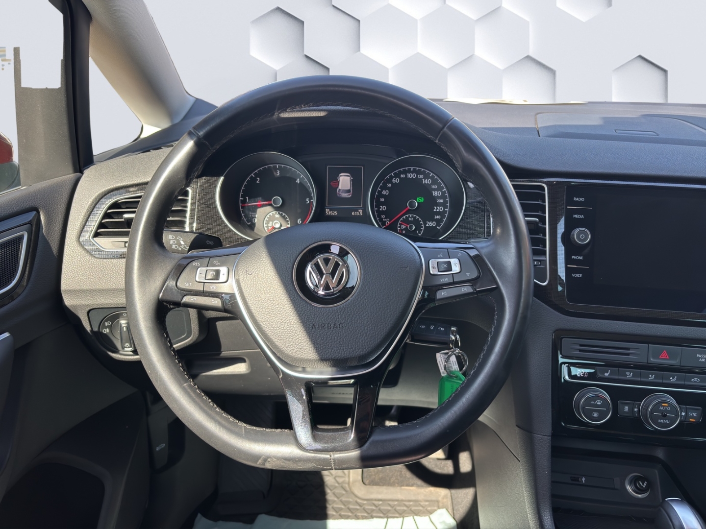 Golf Sportsvan VII Highline 2.0 TDI DSG AHZV ACC Rückfahrkamera Standheizung Sitzheizung