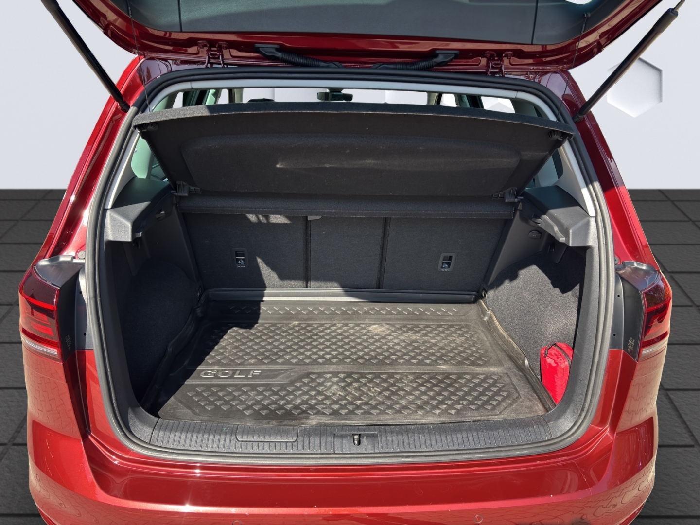 Golf Sportsvan VII Highline 2.0 TDI DSG AHZV ACC Rückfahrkamera Standheizung Sitzheizung