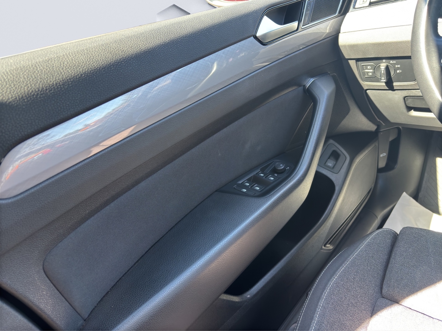 Passat Business 2.0TDI 90kW DSG AHZV LED ACC Rückfahrkamera Sitzheizung