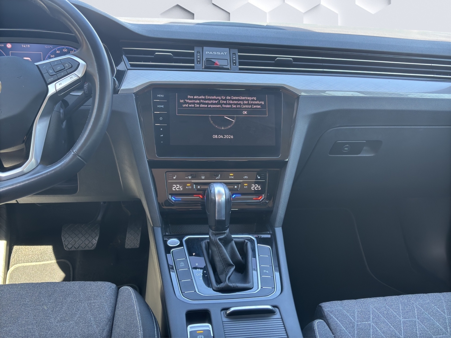 Passat Business 2.0TDI 90kW DSG AHZV LED ACC Rückfahrkamera Sitzheizung