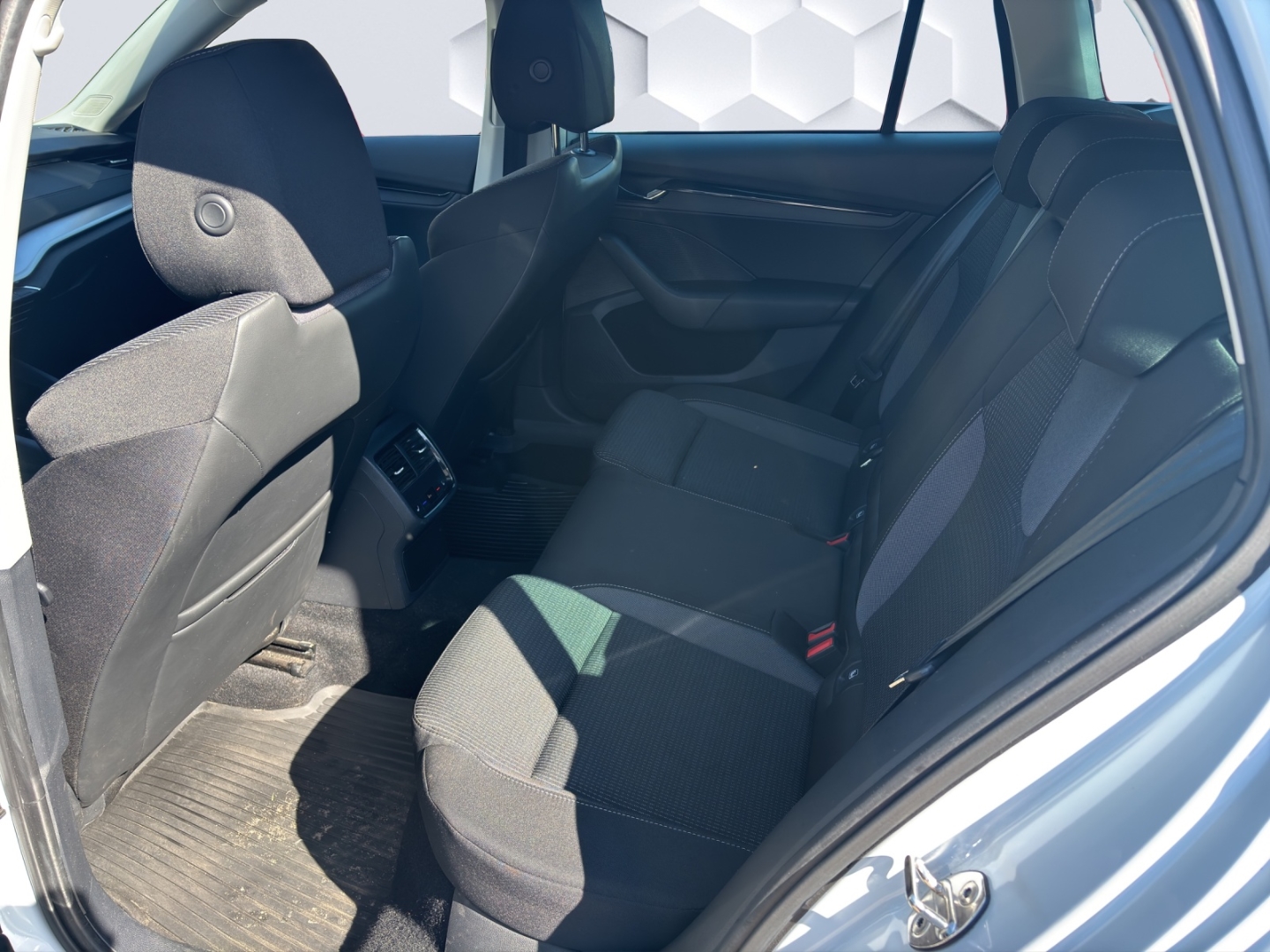 Octavia Combi Ambition 1.4 TSI iV MatrixLED Rückfahrkamera ParkAssist Sitzheizung