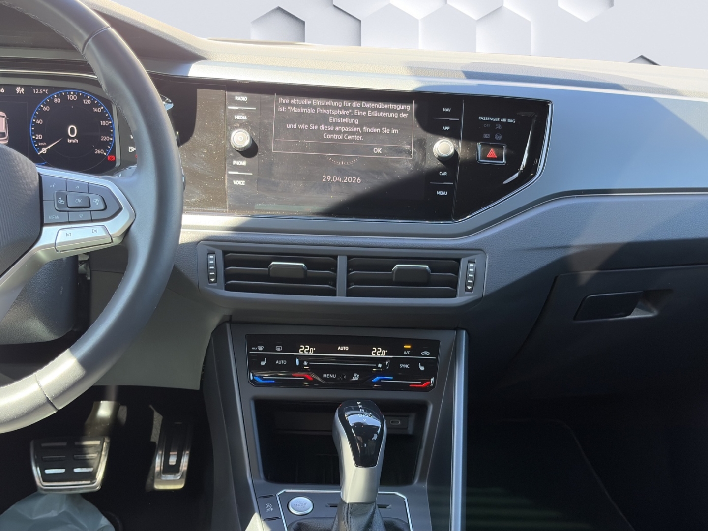 Taigo R-Line 1.5 TSI OPF DSG MatrixLED ACC Rückfahrkamera ParkAssist Sitzheizung