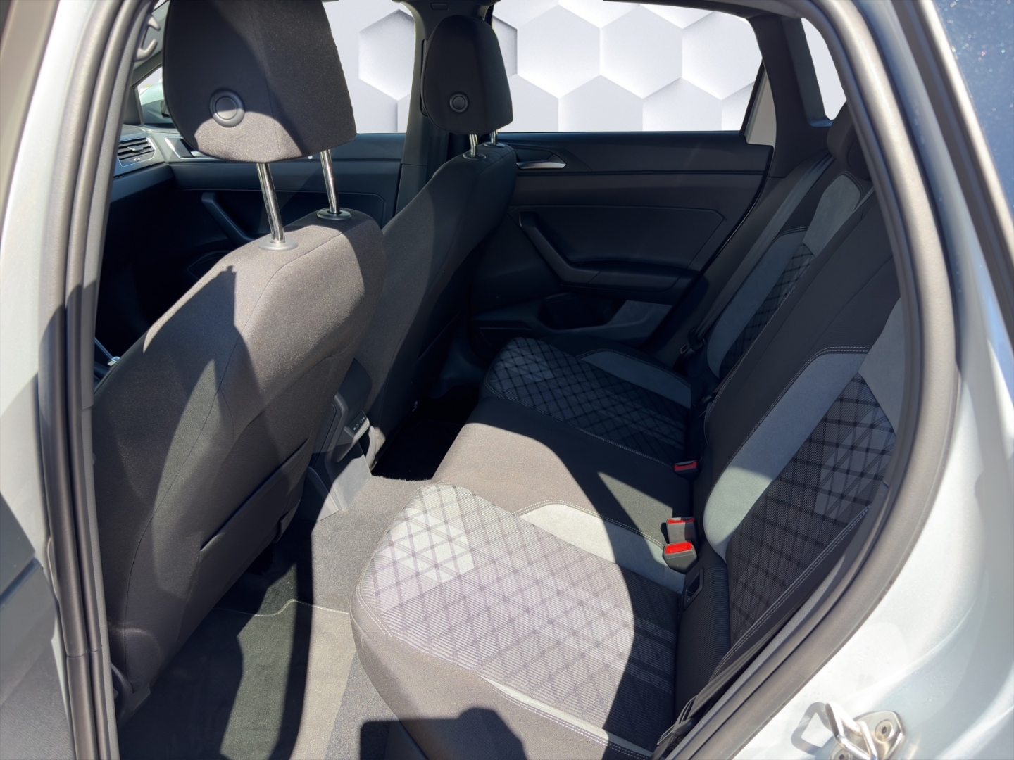 Taigo R-Line 1.5 TSI OPF DSG MatrixLED ACC Rückfahrkamera ParkAssist Sitzheizung