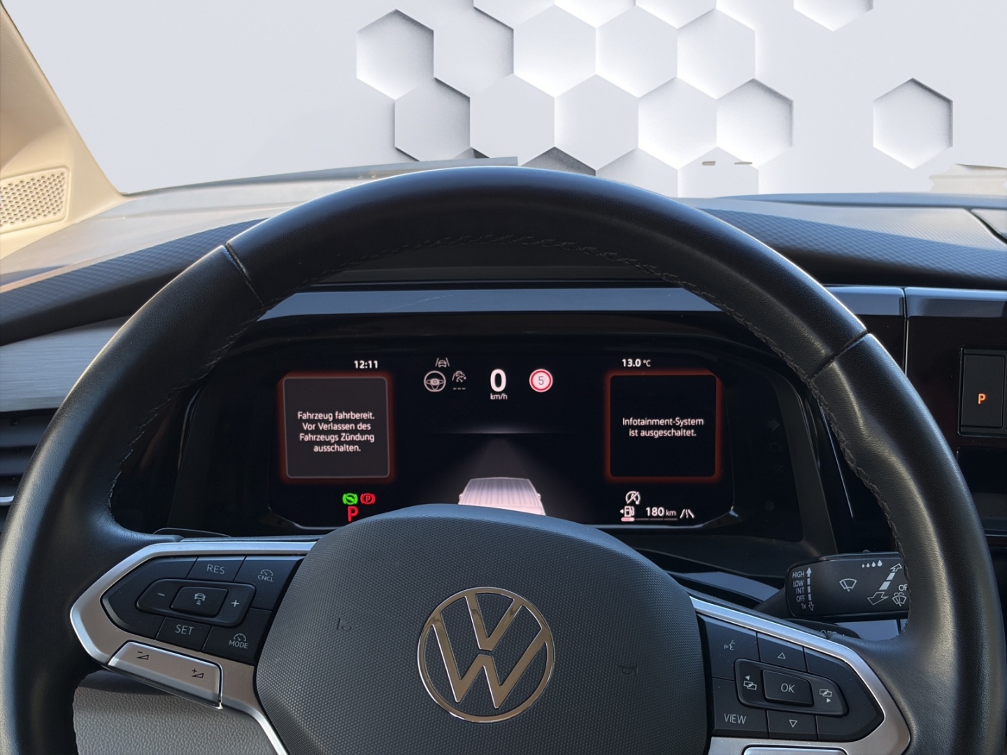 T7 Multivan Life 2.0 TDI 110kW DSG AHZV MatrixLED ACC ParkAssist 360°Kamera Standheizung Sitzheizung 7-Sitzer