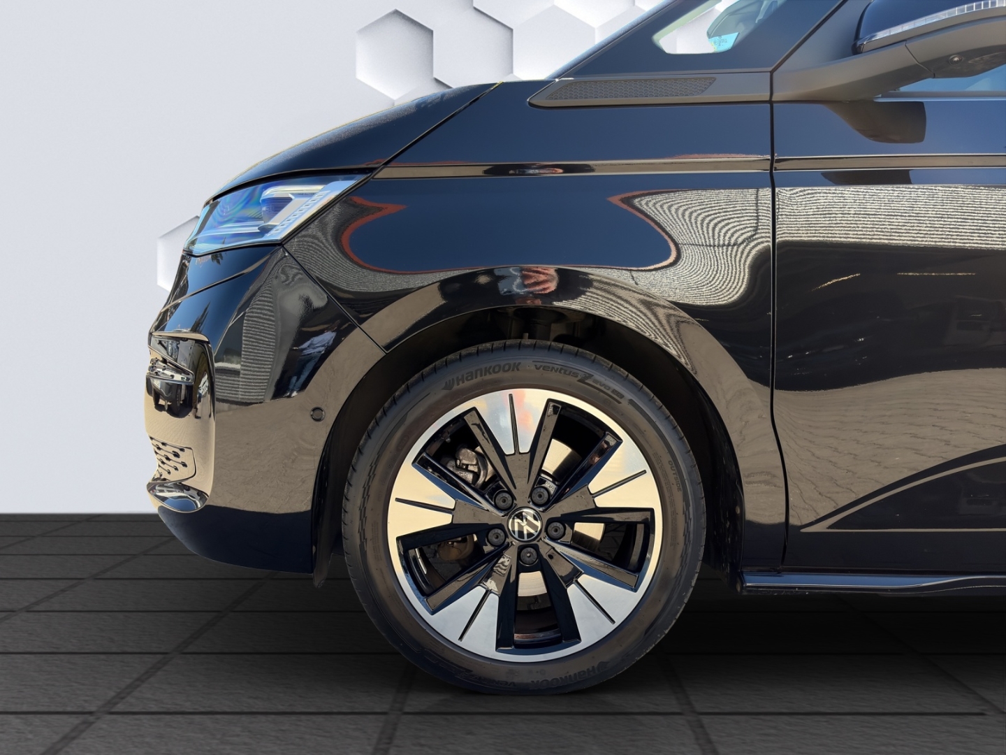 T7 Multivan Life 2.0 TDI 110kW DSG AHZV MatrixLED ACC ParkAssist 360°Kamera Standheizung Sitzheizung 7-Sitzer