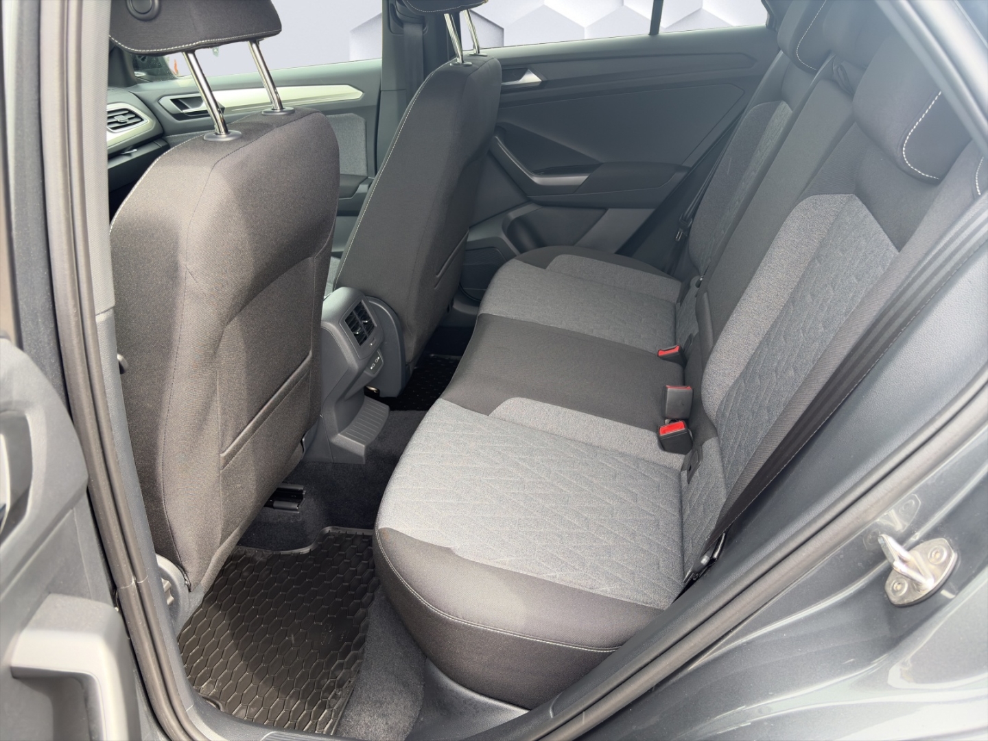 T-Roc Move EU6d MOVE 1.5 TSI 110kW MatrixLED Rückfahrkamera ParkAssist Sitzheizung