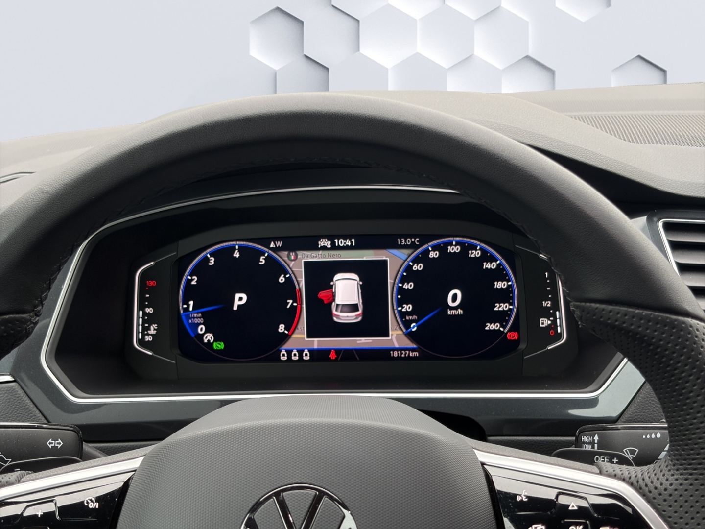 Tiguan BMT Start-Stopp EU6d R-Line 1.5 TSI 110kW AHZV LED PanoDach ACC 360°Kamera Standheizung Sitzheizung