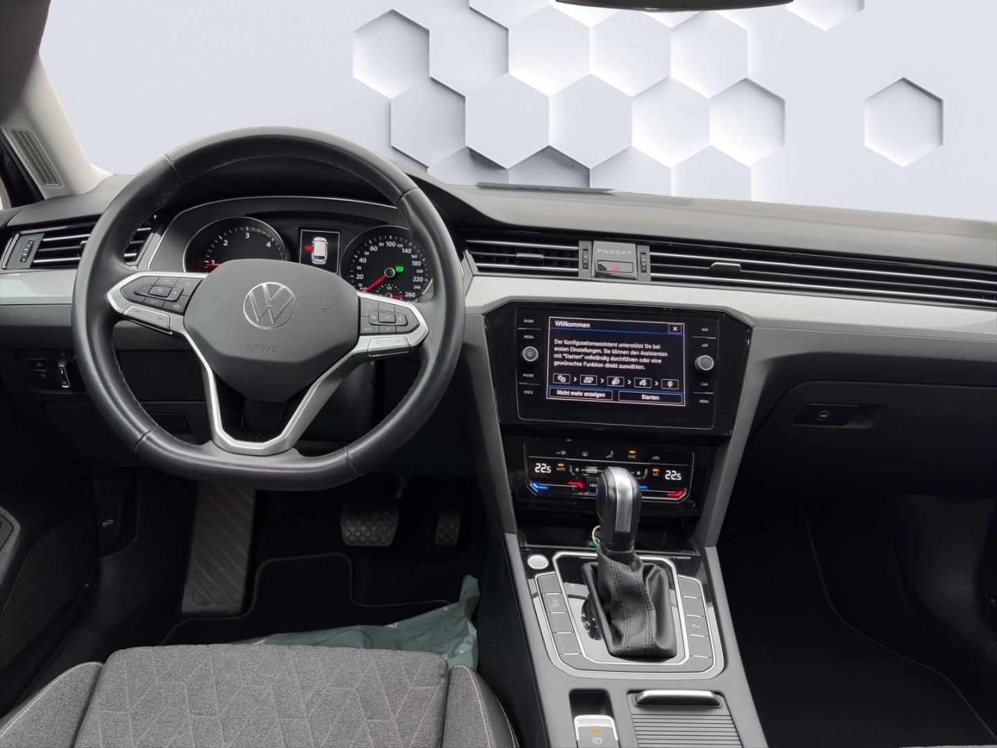 Passat Business 2.0 TDI 110kW AHZV LED PDC ACC