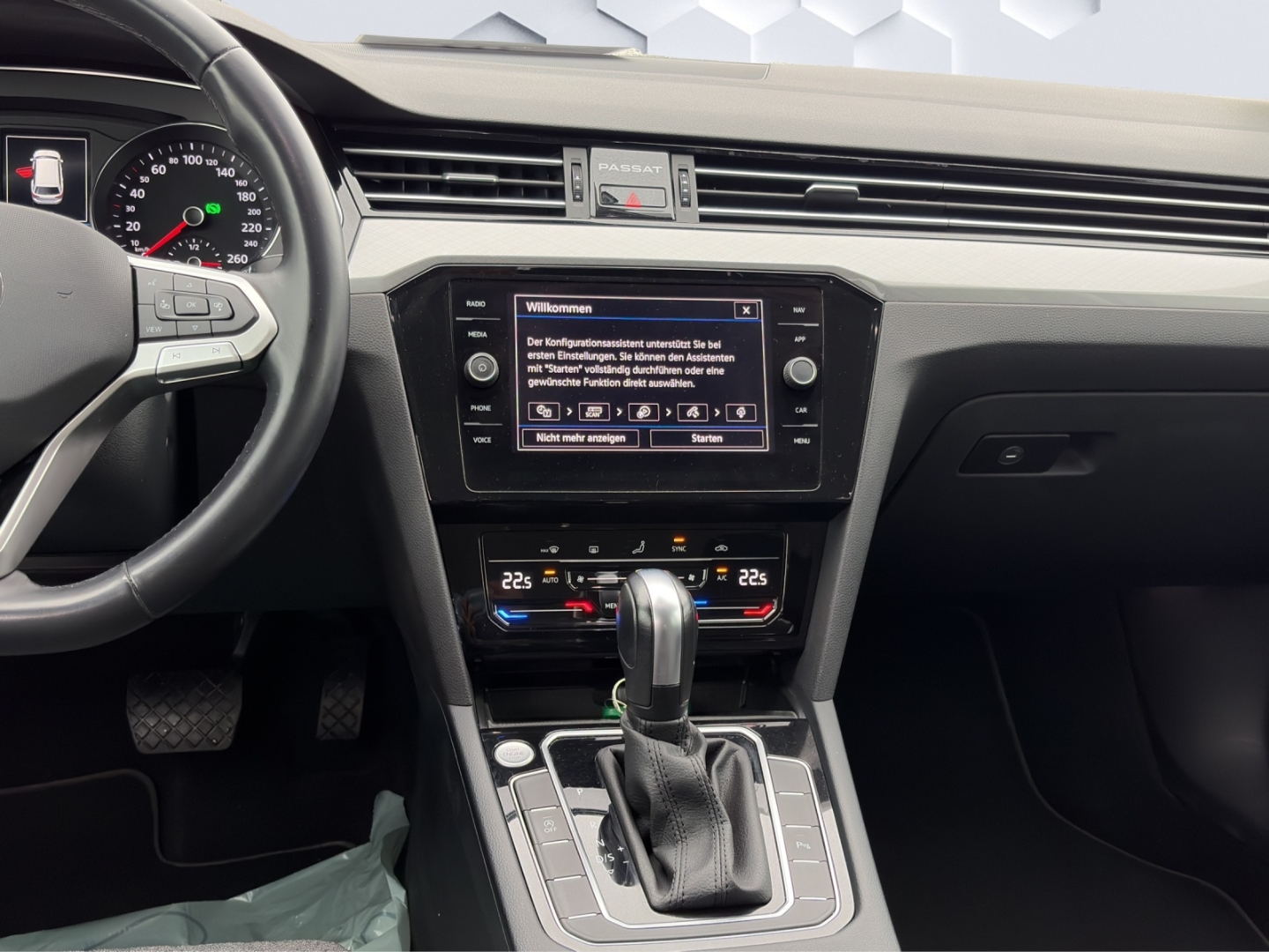 Passat Business 2.0 TDI 110kW AHZV LED PDC ACC