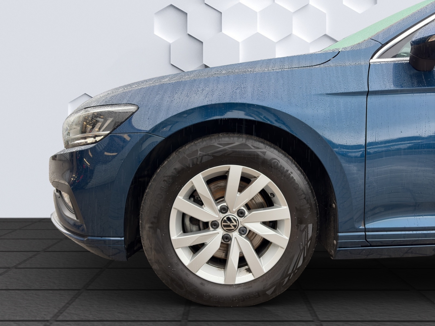 Passat Business 2.0 TDI 110kW AHZV LED PDC ACC