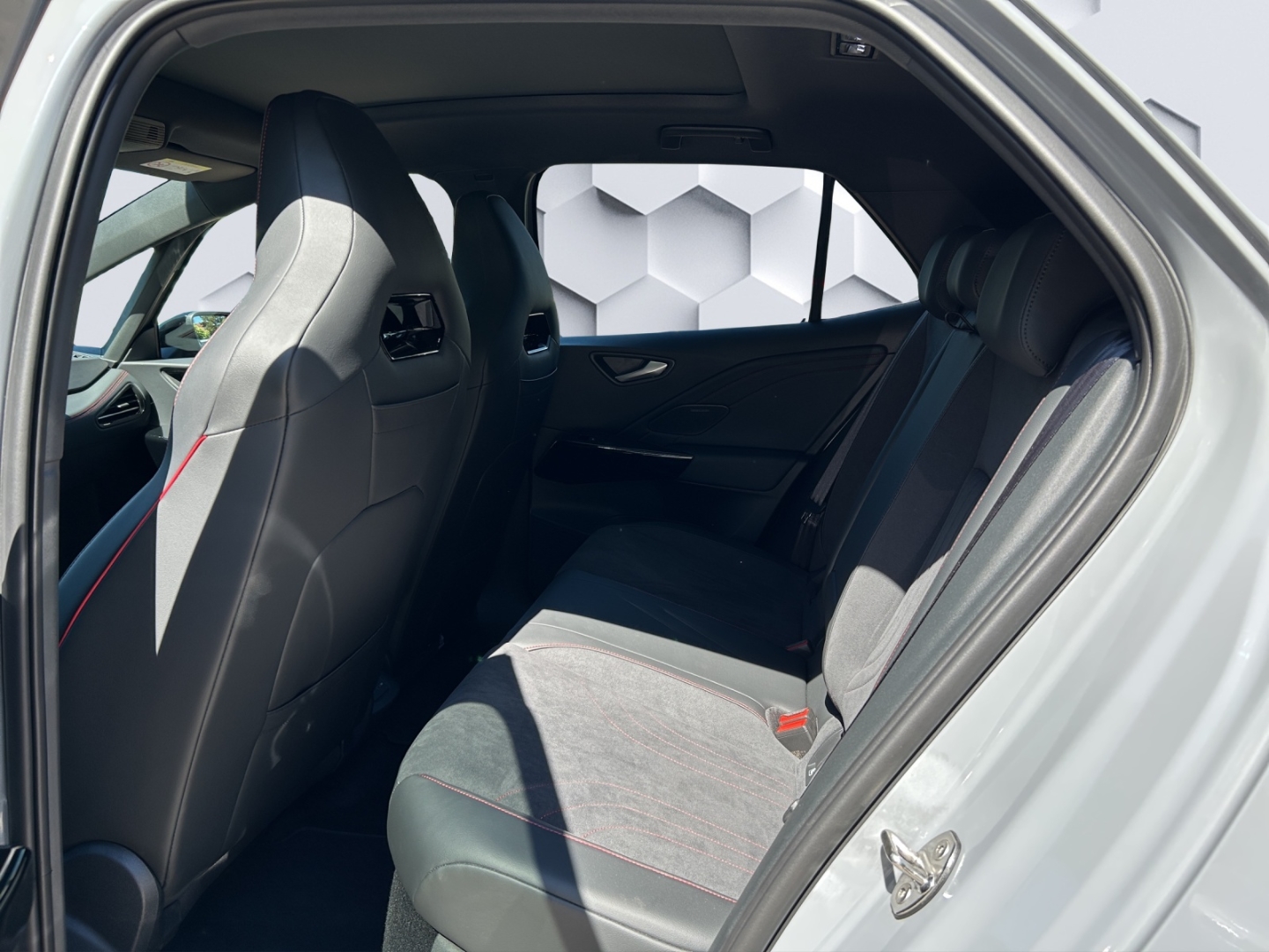 ID.3 240 kW GTX Performance 240kW MatrixLED PanoDach HuD ACC 360°Kamera ParkAssist Sitzheizung