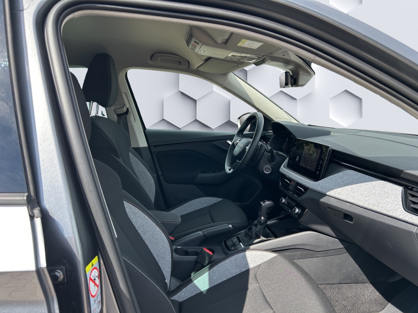 Kamiq Selection 1.0TSI 85kW AHZV MatrixLED GJR ACC Rückfahrkamera Sitzheizung