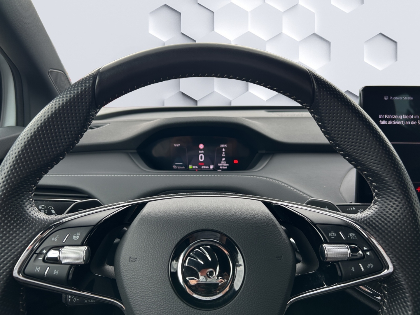 Enyaq 80 77kWh Sportline MatrixLED PDC ACC Rückfahrkamera Sitzheizung