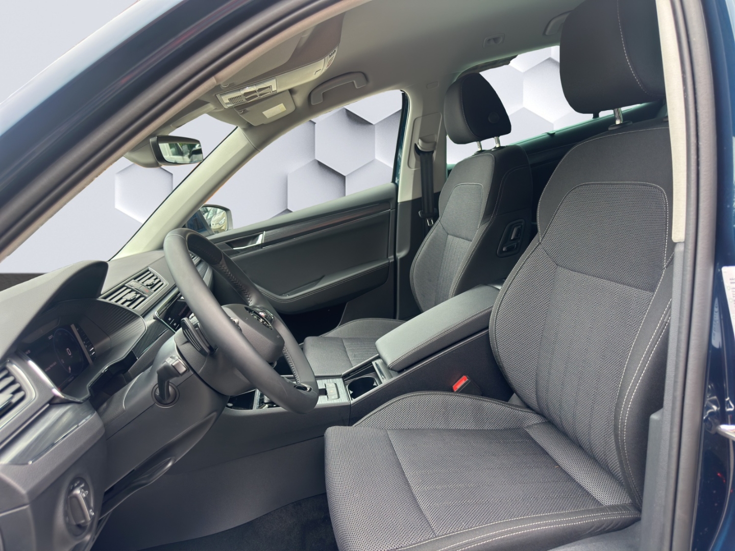 Superb ACT EU6d Combi Style 1.5 TSI 110KW DSG AHZV FrontAssist LED Sportfahrwerk