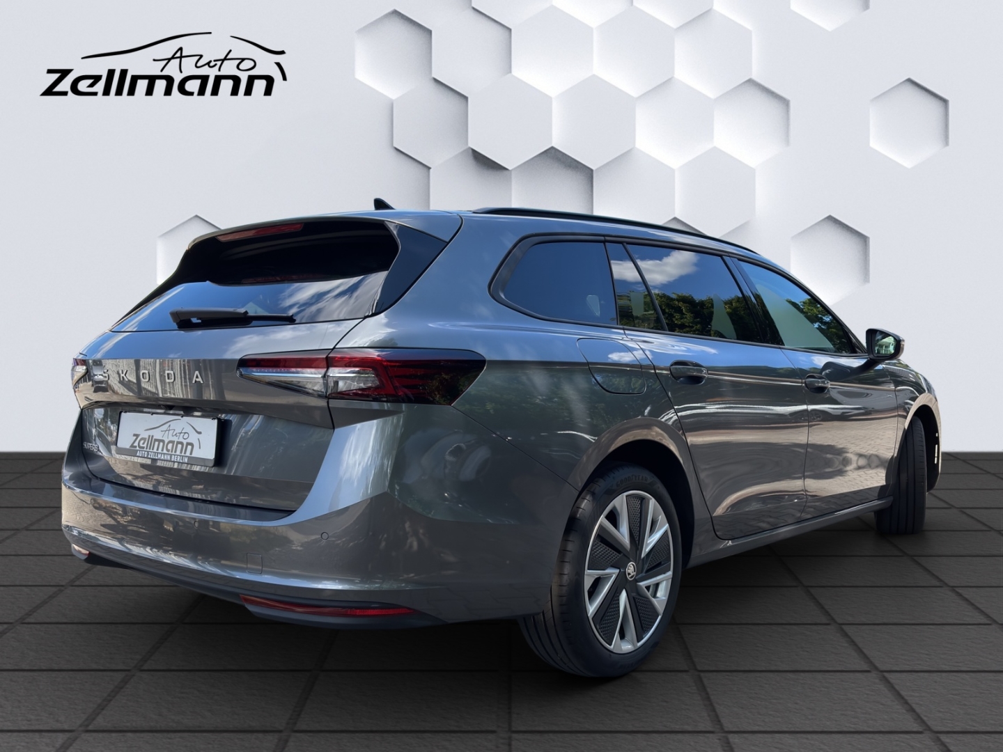 Superb Combi Selection 1.5 TSI 110KW DSG DCC AHZV Matrix-LED PDC Navi Rückfahrkamera