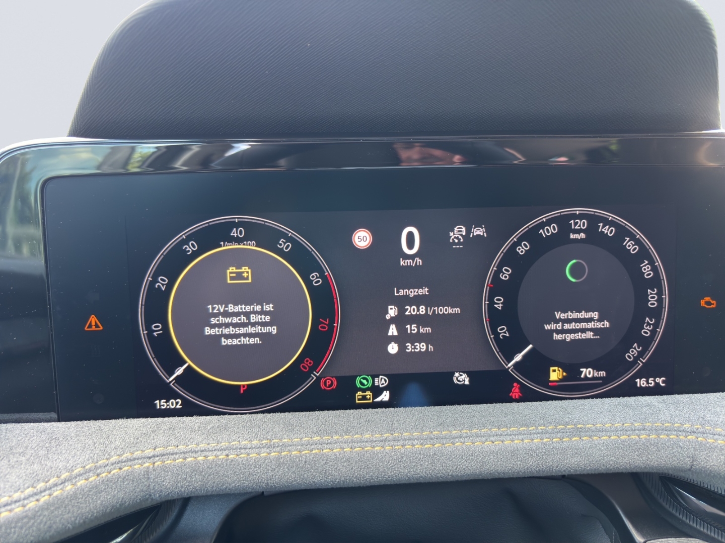 Superb Combi Selection 1.5 TSI 110KW DSG DCC AHZV Matrix-LED PDC Navi Rückfahrkamera