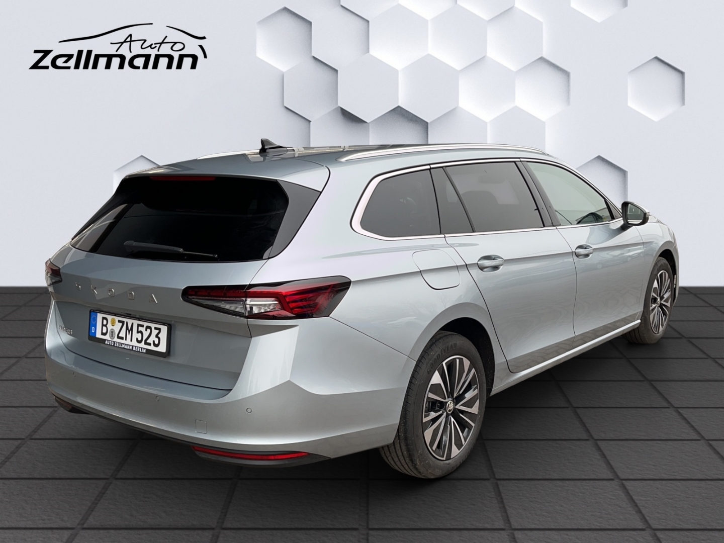 Superb Combi 2.0 TDI 110kW Selection 110 kW 7 Gang DSG