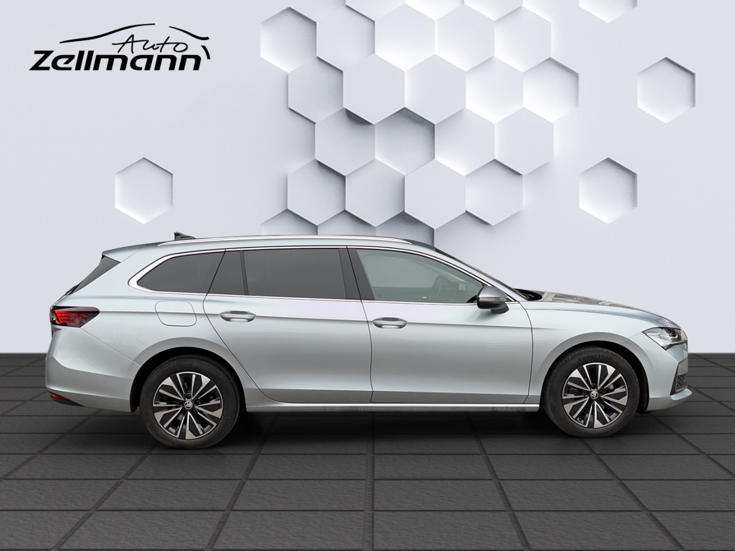 Superb Combi 2.0 TDI 110kW Selection 110 kW 7 Gang DSG