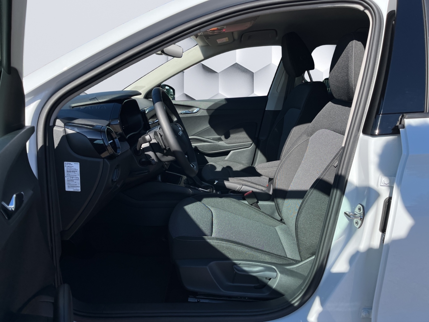 Fabia Tour Digitales Cockpit LED Sperrdiff. ACC Apple CarPlay Android Auto Mehrzonenklima
