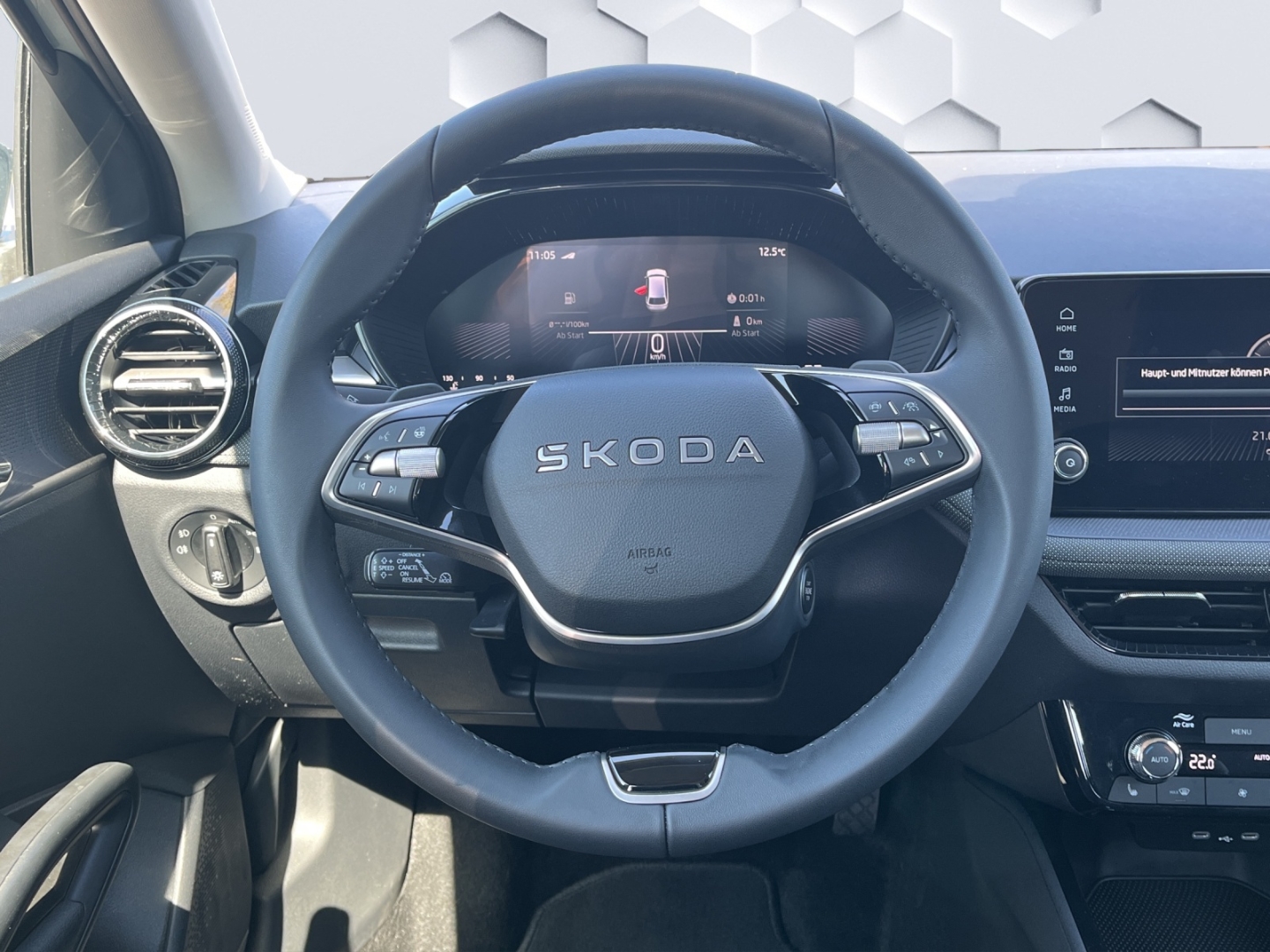 Fabia Selection 1.0 TSI 85kw LED PDC ACC Rückfahrkamera Sitzheizung