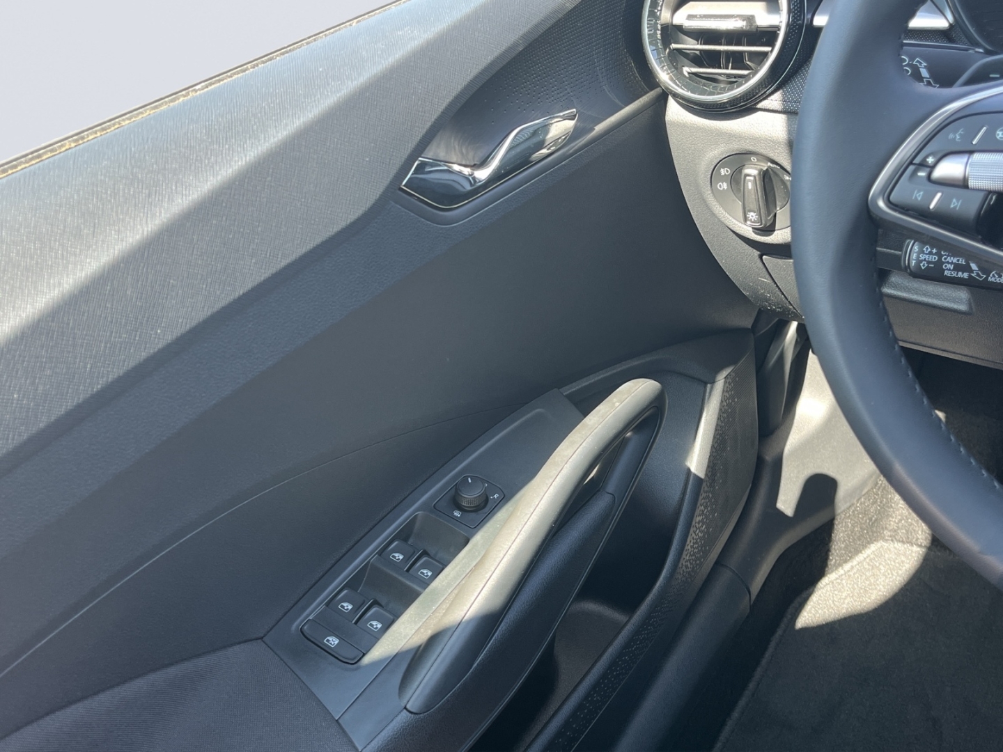 Fabia Selection 1.0 TSI 85kw LED PDC ACC Rückfahrkamera Sitzheizung
