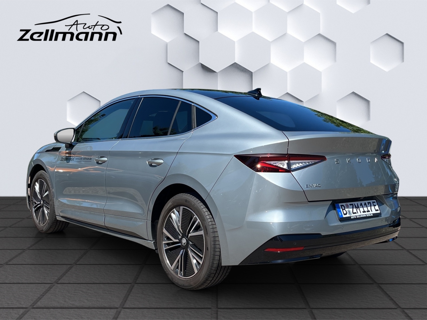 Enyaq Lodge Coupe 60 63kWh AHZV LED PanoDach Rückfahrkamera Sitzheizung