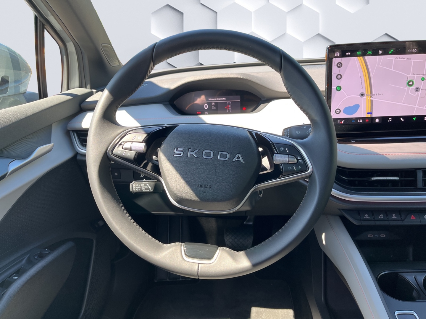 Enyaq Lodge Coupe 60 63kWh AHZV LED PanoDach Rückfahrkamera Sitzheizung