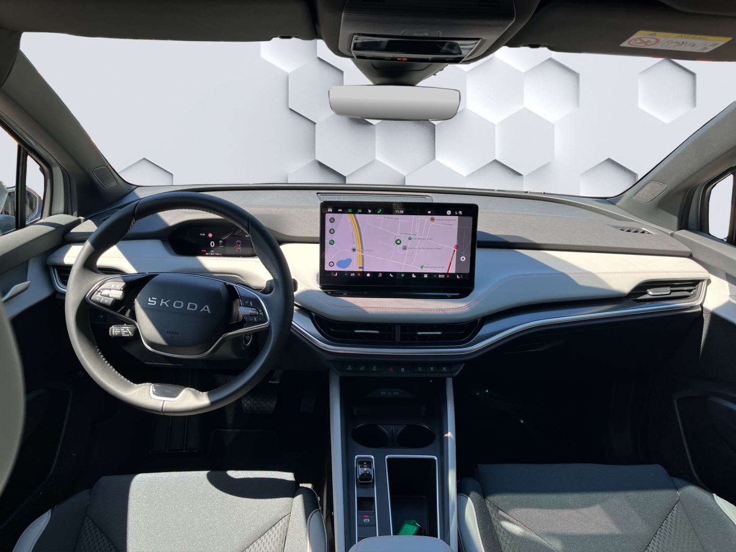 Enyaq Lodge Coupe 60 63kWh AHZV LED PanoDach Rückfahrkamera Sitzheizung