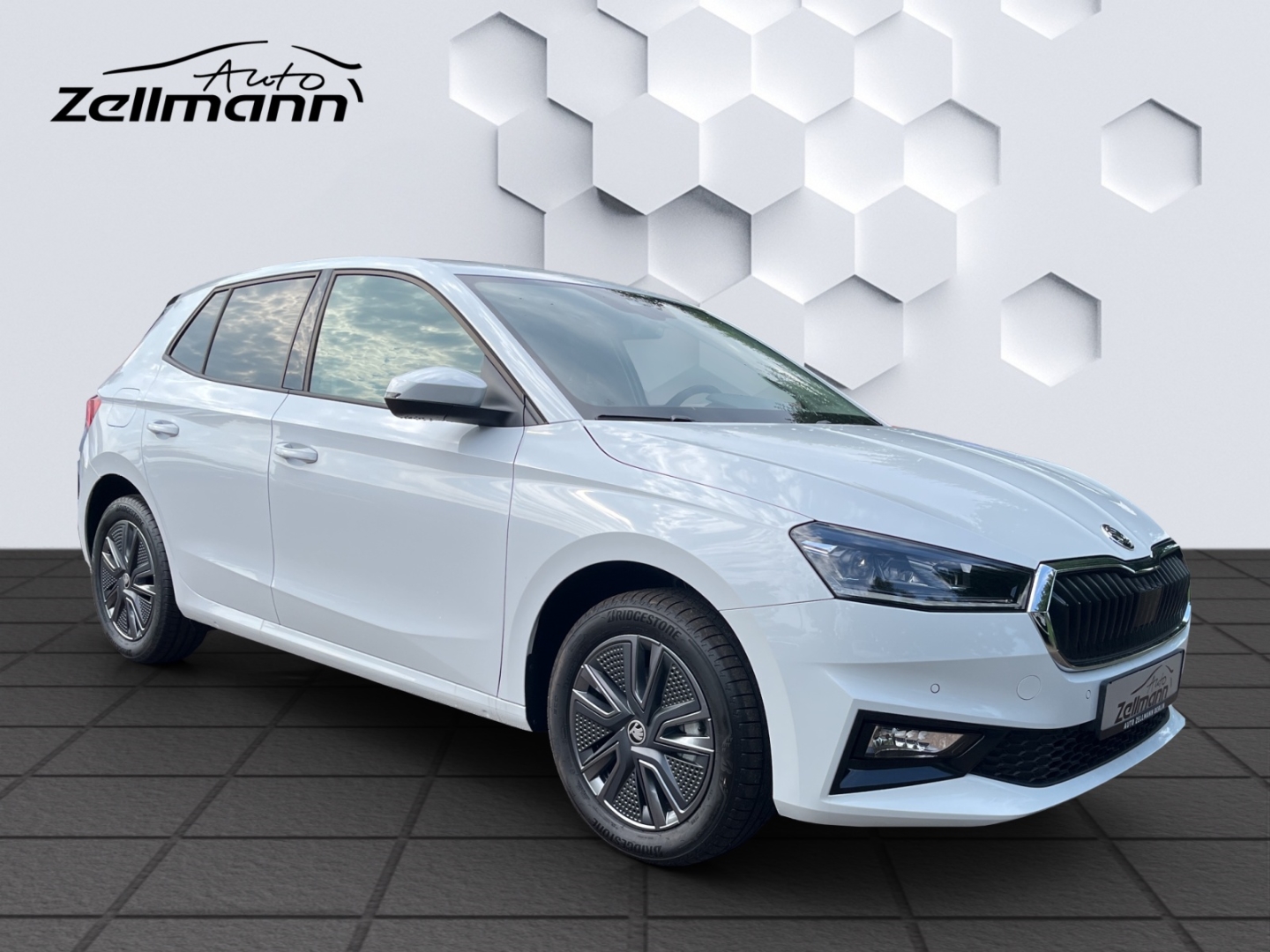 Fabia Selection AHK-abnehmbar Digitales Cockpit LED Sperrdiff. ACC Apple CarPlay Android Auto