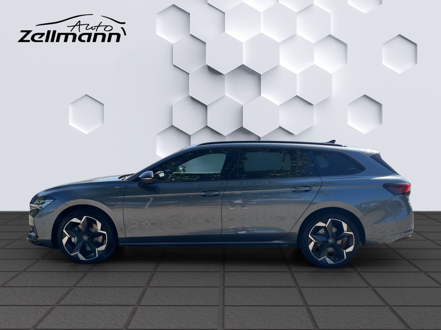 Superb Combi 1.5 TSI iV 150 kW Sportline HUD AD AHK-klappbar El. Panodach Digitales Cockpit