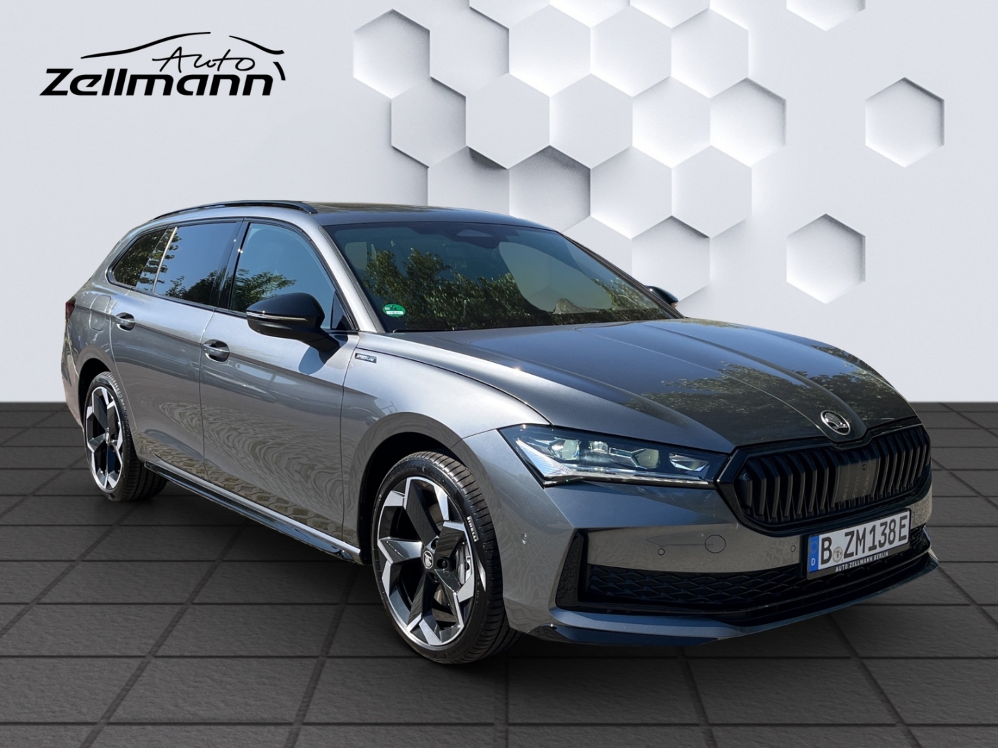 Superb Combi 1.5 TSI iV 150 kW Sportline HUD AD AHK-klappbar El. Panodach Digitales Cockpit