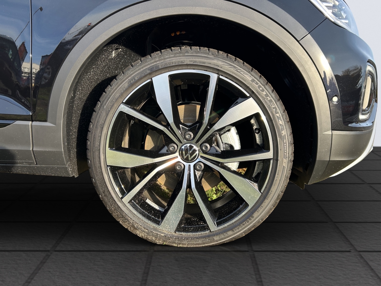 T-Roc Style 2.0l TDI DSG AhK W+S Reifen IQ Drive