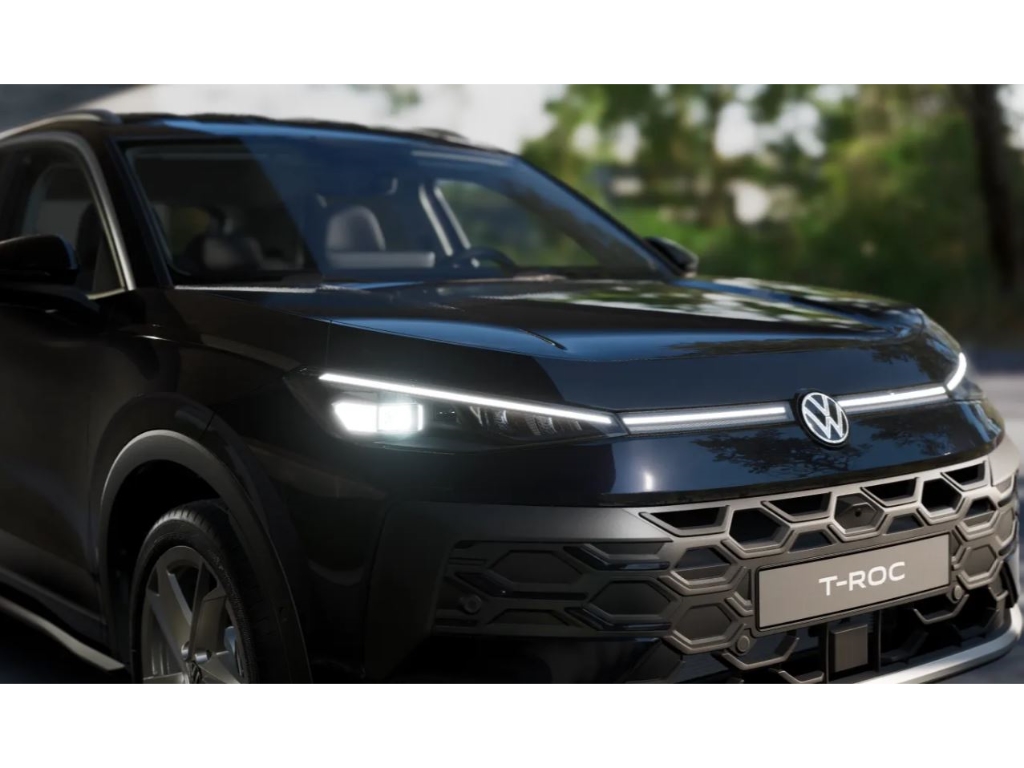 T-Roc Style 1.5l eTSI DSG Panorama W+S Reifen Navi