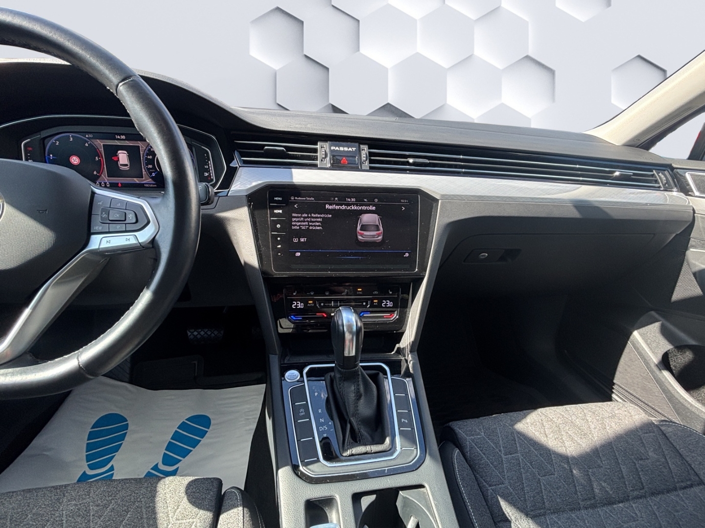 Passat Business 2.0TDI LED ACC Rückfahrkamera Sitzheizung
